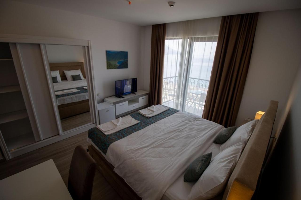 Hotel Svarog Bečići Екстериор снимка