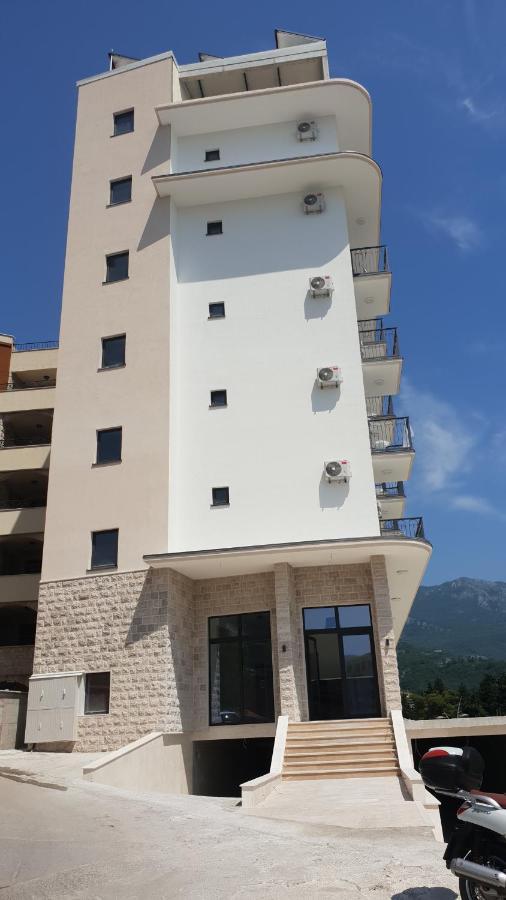 Hotel Svarog Bečići Екстериор снимка