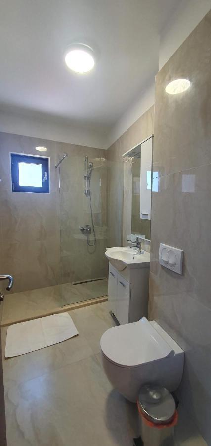 Hotel Svarog Bečići Екстериор снимка