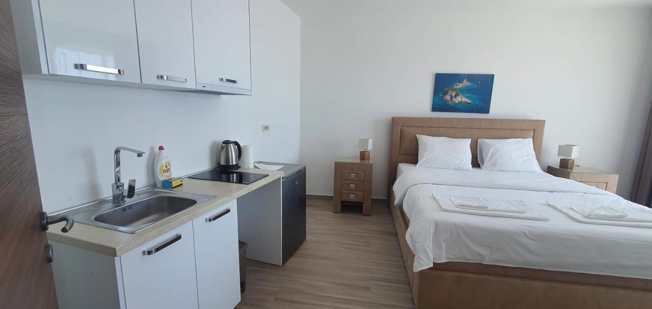 Hotel Svarog Bečići Екстериор снимка